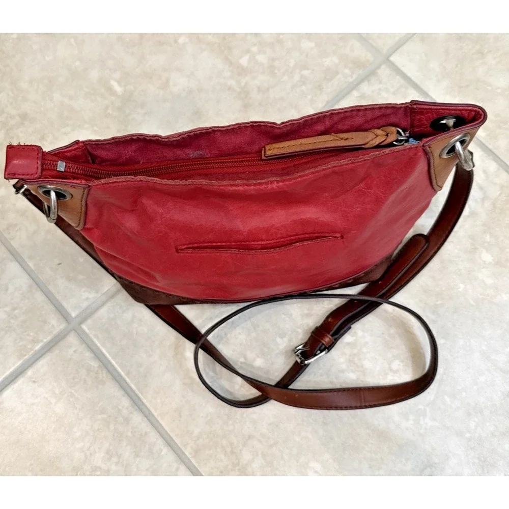 The Sak Red & Brown Leather Crossbody Shoulder Purse Bag Outside‎ pockets Boho